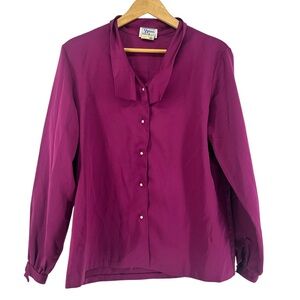 VINTAGE 1960s Pearl Button Down Blouse